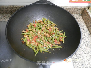 番茄肉末炒四季豆的做法步骤：12