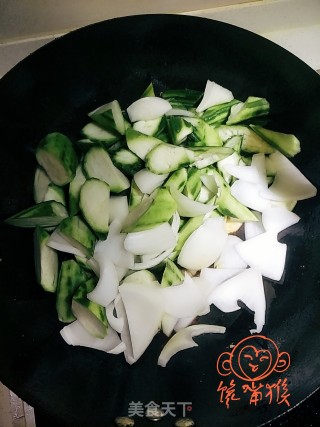 丝瓜烧豆腐的做法步骤：6