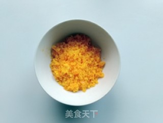 咸蛋黄虎皮青椒的做法步骤：4