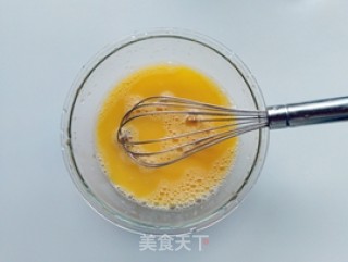 青椒豆芽炒鸡蛋的做法步骤：3