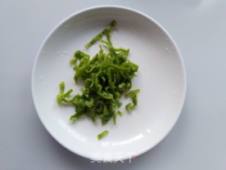 青椒豆芽炒鸡蛋的做法步骤：4