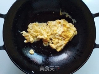 青椒豆芽炒鸡蛋的做法步骤：5