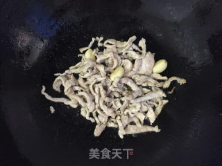 茭白炒肉丝的做法步骤：4