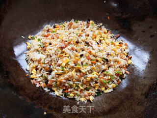 五彩蛋炒饭的做法步骤：9