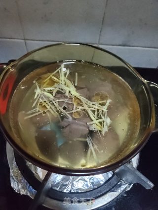 鸭血韭菜汤的做法步骤：4