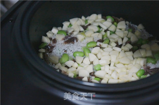 双蔬腊牛肉焖饭的做法步骤：5