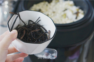 双蔬腊牛肉焖饭的做法步骤：8