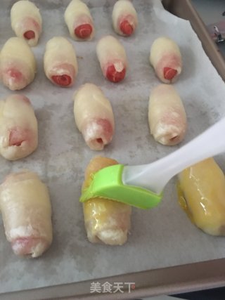 手抓饼卷火腿肠的做法步骤：8