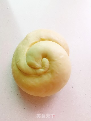 葱香肉松面包卷的做法步骤：8