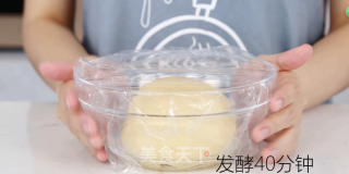 早餐首选—香肠面包的做法步骤：3