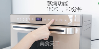 早餐首选—香肠面包的做法步骤：6