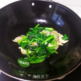 青菜炒平菇的做法步骤：8