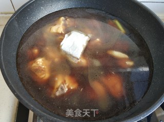 姬松茸茶树菇炖鸡腿的做法步骤：10