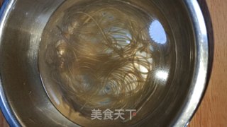 白萝卜炒粉条的做法步骤：1
