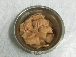 西蓝花炒肉片的做法步骤：3