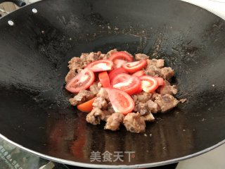 番茄焖排骨的做法步骤：5