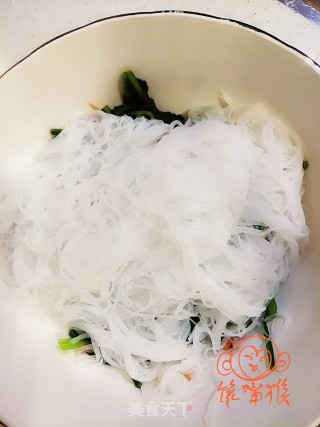 菠菜拌粉丝的做法步骤：8