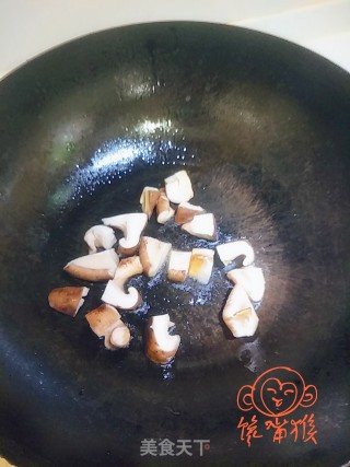 西红柿烧豆腐的做法步骤：3