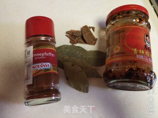 板栗焖草鸡的做法步骤：2