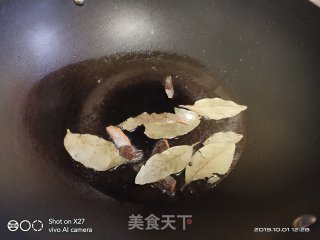 板栗焖草鸡的做法步骤：3