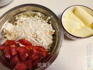 金针菇日本豆腐汤的做法步骤：1