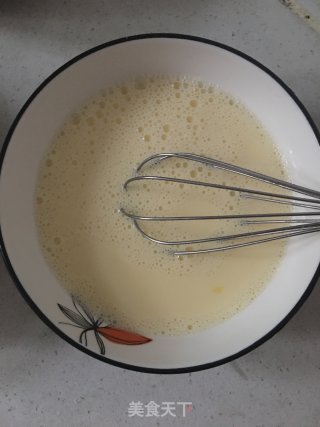 牛奶吐司布丁的做法步骤：2