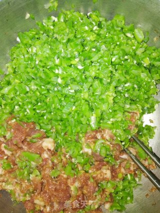扁豆猪肉南瓜面水饺的做法步骤：3