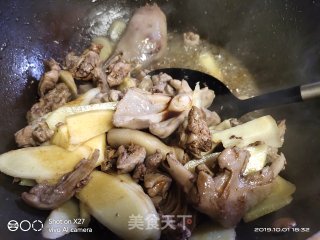黑啤酒嫩姜炖嫩鸭的做法步骤：3