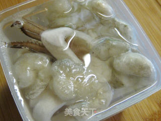 椰菜海鲜汤--润燥汤羹的做法步骤：3