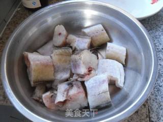 鳕鱼烧豆腐的做法步骤：2