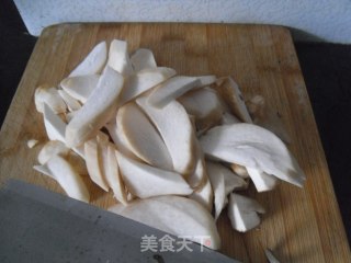 杏鲍菇炒黄瓜片的做法步骤：3