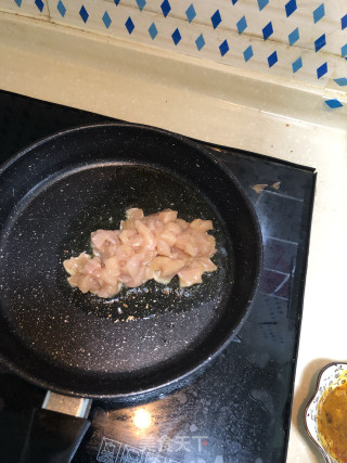 鸡丁烩三蔬的做法步骤：2
