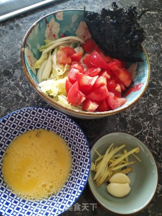 家常娃娃菜蛋花汤的做法步骤：2