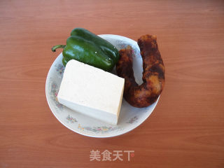 腊味豆腐的做法步骤：1