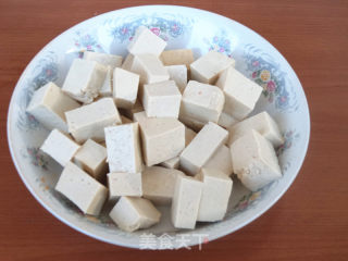 腊味豆腐的做法步骤：2