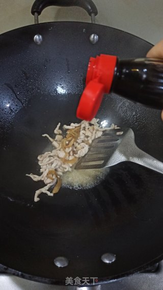 藕丝炒肉的做法步骤：4