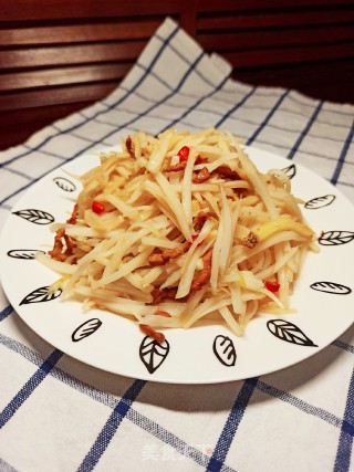 藕丝炒肉的做法步骤：9