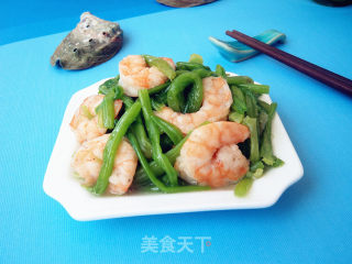 虾仁炒菠菜的做法步骤：11