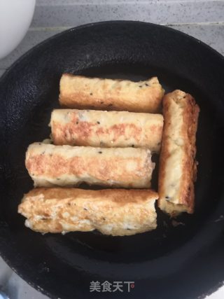 蛋香土司豆沙卷的做法步骤：7