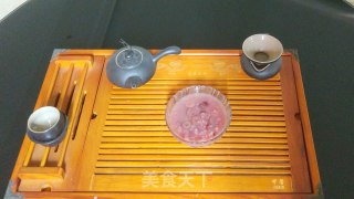 八宝粥系列之红枣莲子粥的做法步骤：4