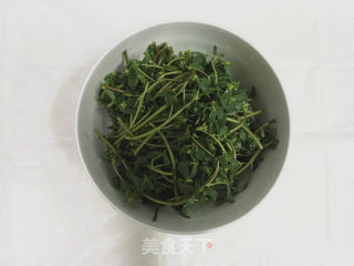 蒜蓉马齿苋的做法步骤：1