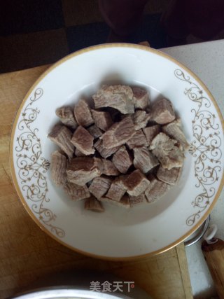 土豆炖牛肉的做法步骤：4