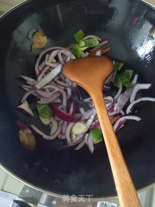 土豆炖牛肉的做法步骤：6