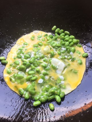 毛豆炒鸡蛋的做法步骤：5