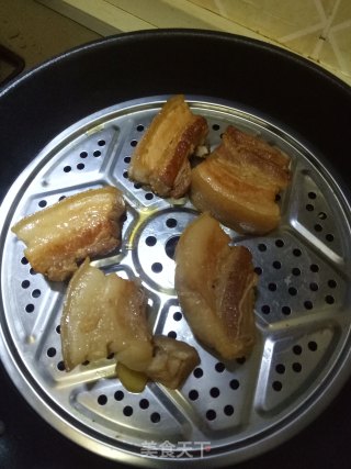 茶熏五花肉的做法步骤：7