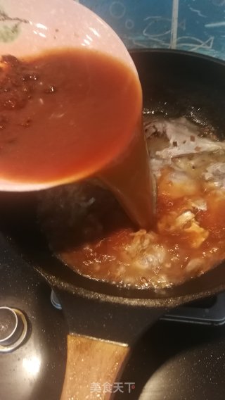 酱焖鲳鱼的做法步骤：5