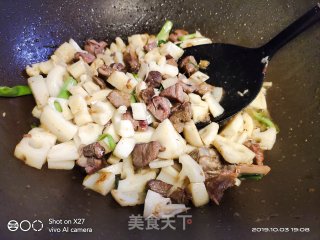 鸭肉炒莲藕的做法步骤：6