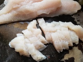 酸菜鱼的做法步骤：3