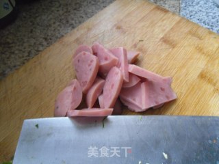 包心菜炒香肠的做法步骤：4