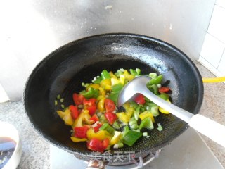 彩椒海鲜菇的做法步骤：6